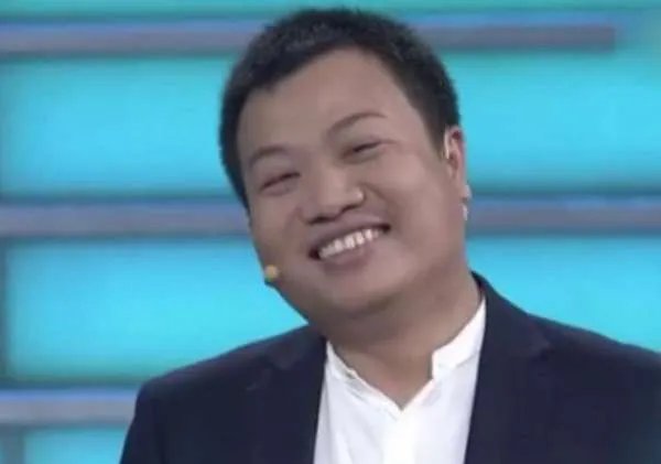 《非你莫属》最牛求职者李晨说涂磊是小人，怒怼全场却惨遭打假，你怎么看？