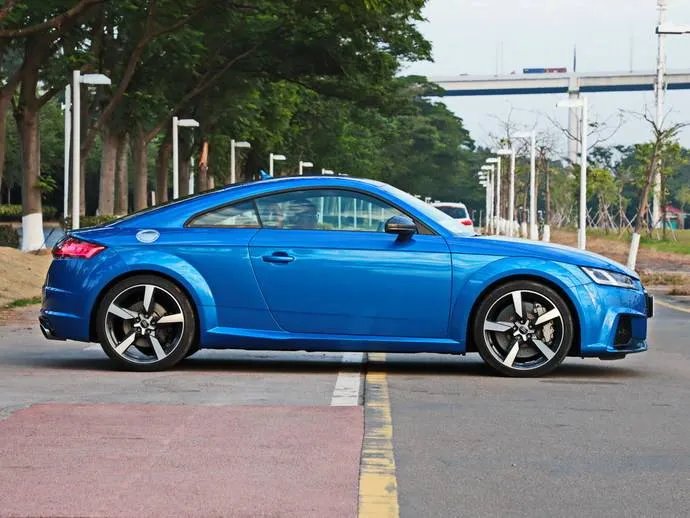 路虎车牌标志是什么车,路虎的车牌标志是什么样子