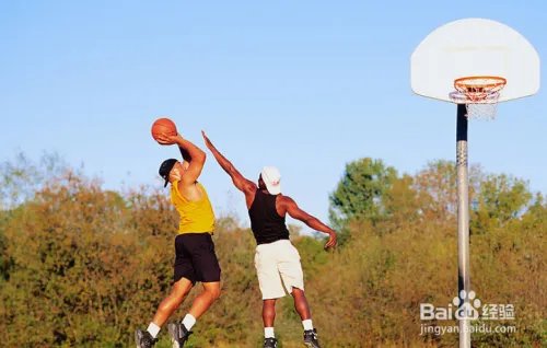 怎样打篮球以及准备措施