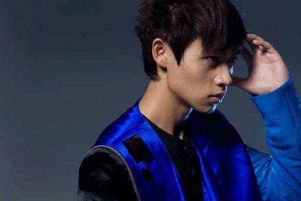 张杰俞灏明他们那届快男，前十强分别是哪些人？按名次说