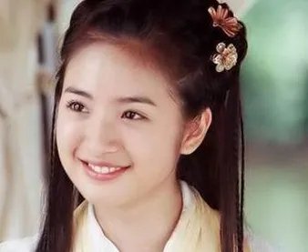 林依晨一直演少女感很强的剧，这是不是很限制她的戏路？