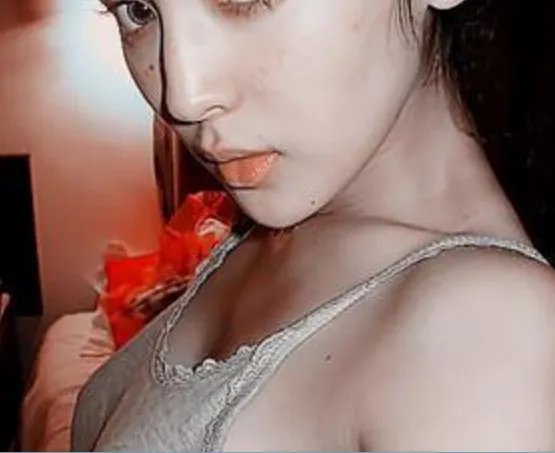 曝古力娜扎丑闻事件  早年舌吻照被扒