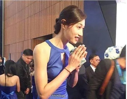 中国女排完胜韩国女排，单局打出25-4，世界顶级比赛中还有比这更悬殊的较量吗？