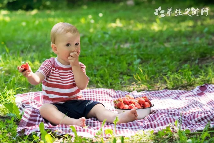 情侣喝酒,情人节选择喝这几款鸡尾酒