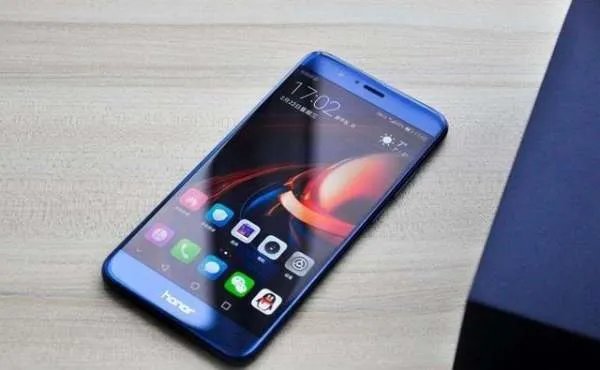 荣耀9和荣耀v9哪个屏幕好