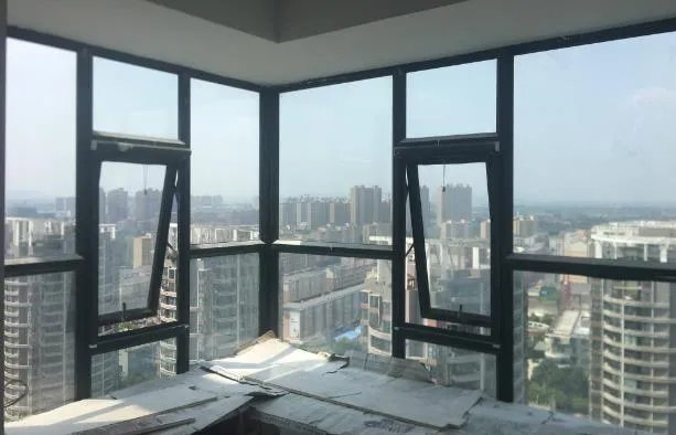 家里的窗户漏风怎么办