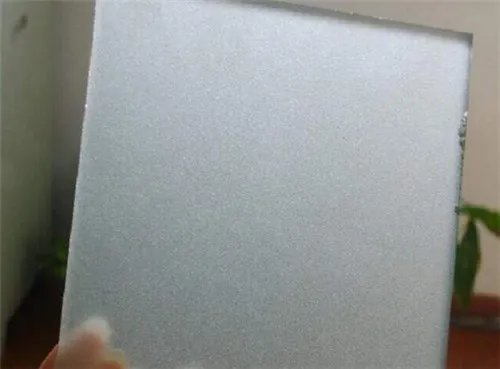 油砂玻璃和磨砂玻璃的区别是什么