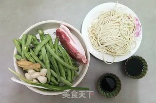 家常豆角焖面