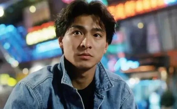 刘德华弟弟罕见露面