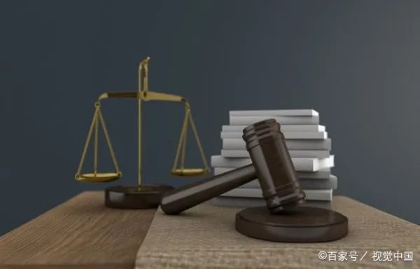 玛莎拉蒂醉酒女，从空姐升为银行高管，高履历的她为何在醉驾这件事翻了车？