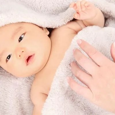 新生儿不睡觉怎么办