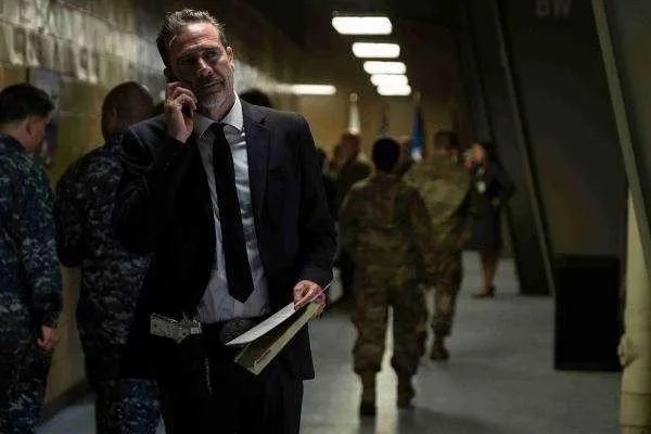 如何评价巨石强森的狂暴巨兽？