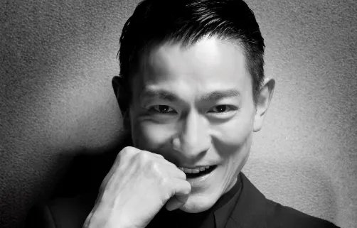 刘德华弟弟罕见露面