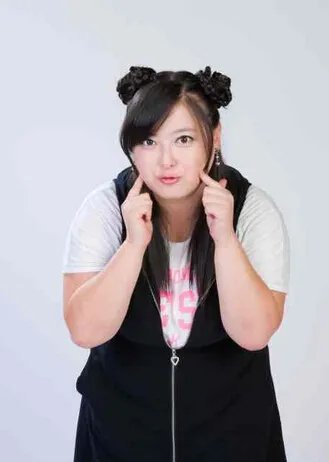 百里挑一妞妞重新踏入娱乐圈 参演《青春不够用》正热拍