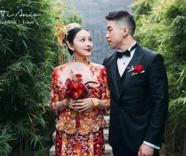 烧饼老婆叫什么名字：烧饼老婆的资料及照片