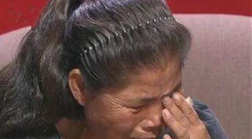 未婚生女失联拒养其律师潸然泪下  亲生父亲至今音讯全无