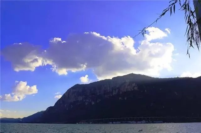 昆明,你就是个P!