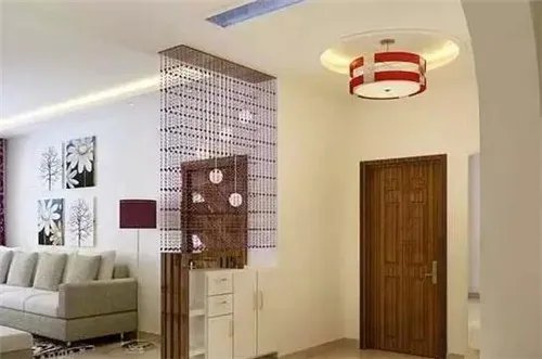 玄关珠帘隔断效果图 家居一抹浪漫气息