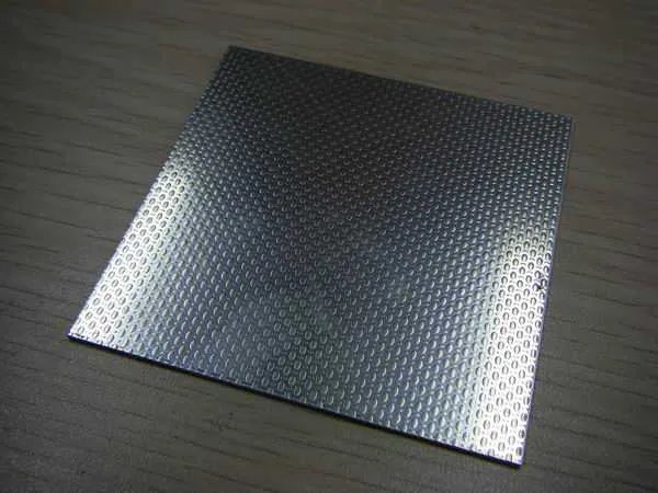 花纹板是什么材质