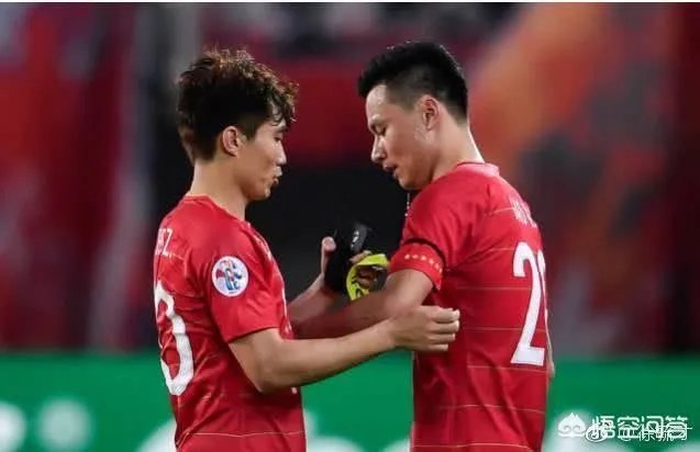 恒大38岁老将郑智送出世界级妙传，就连央视解说也被征服感叹！你怎么看？