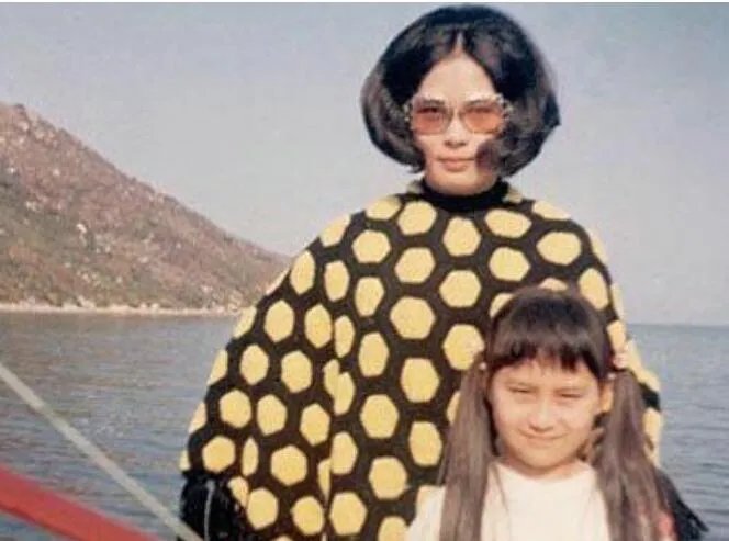 蓝琼缨谋害大房是真的吗 蓝琼缨年轻时太漂亮了照片