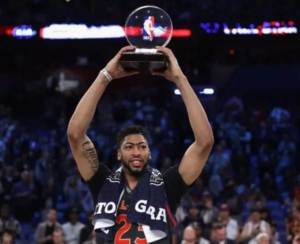 今年全明星MVP浓眉是谁？