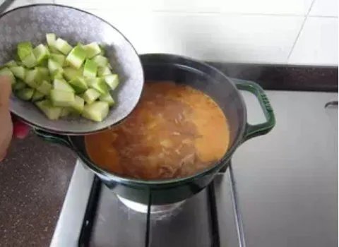 韩国大酱汤的做法是怎样的?