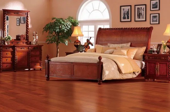 柚木地板很贵吗  柚木地板报价