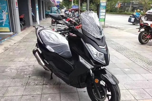 摩托车价格大全踏板摩托车多少钱一辆?