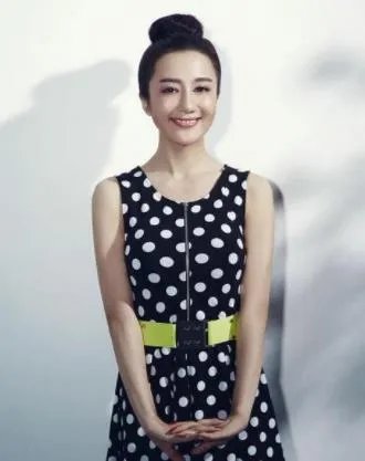 李依晓图片个人资料:李依晓结婚了吗