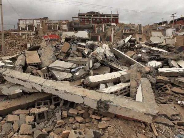 内蒙发生地震，我们在遇到地震的时候如何去应对？