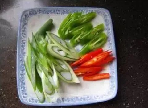 韩国大酱汤的做法是怎样的?