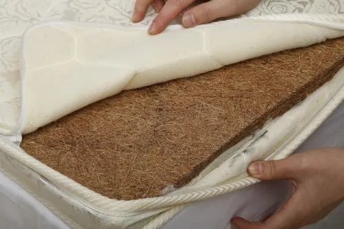 怎么辨别椰棕床垫有没有胶水