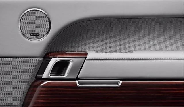 路虎揽胜到底有什么魅力，为什么这么多人喜欢？