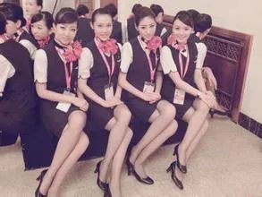 山东航空公司杨佳文