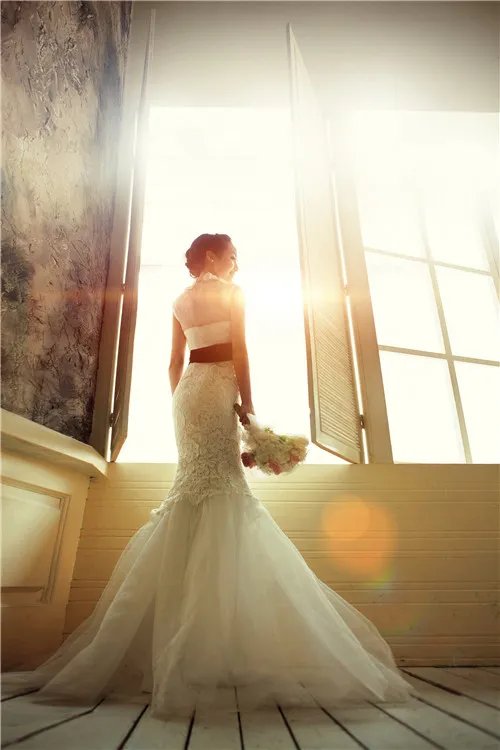 唯美婚纱图片新娘背影 露背婚纱内衣怎么穿