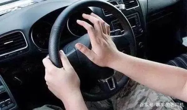 禁鸣喇叭的路上，一定要按喇叭提醒他人该怎么办？