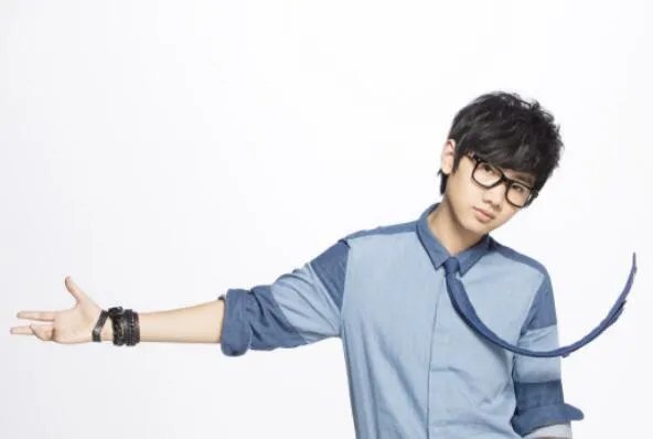 汪苏泷最好听的十首歌 《万有引力》上榜，第五是《花千骨》插曲