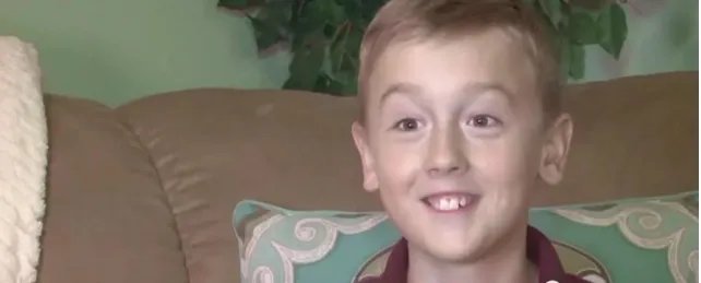 九岁男孩为什么给川普发工资?