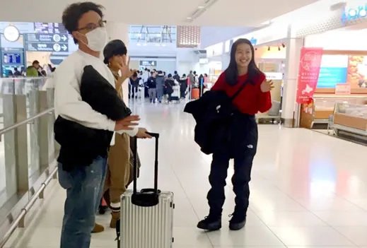 日本偶遇陈奕迅一家近照：感叹时间过得真快（图）