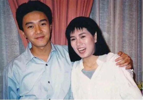 周星驰有女朋友吗？