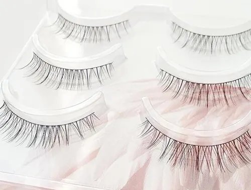 假睫毛怎么贴 贴假睫毛的正确方法