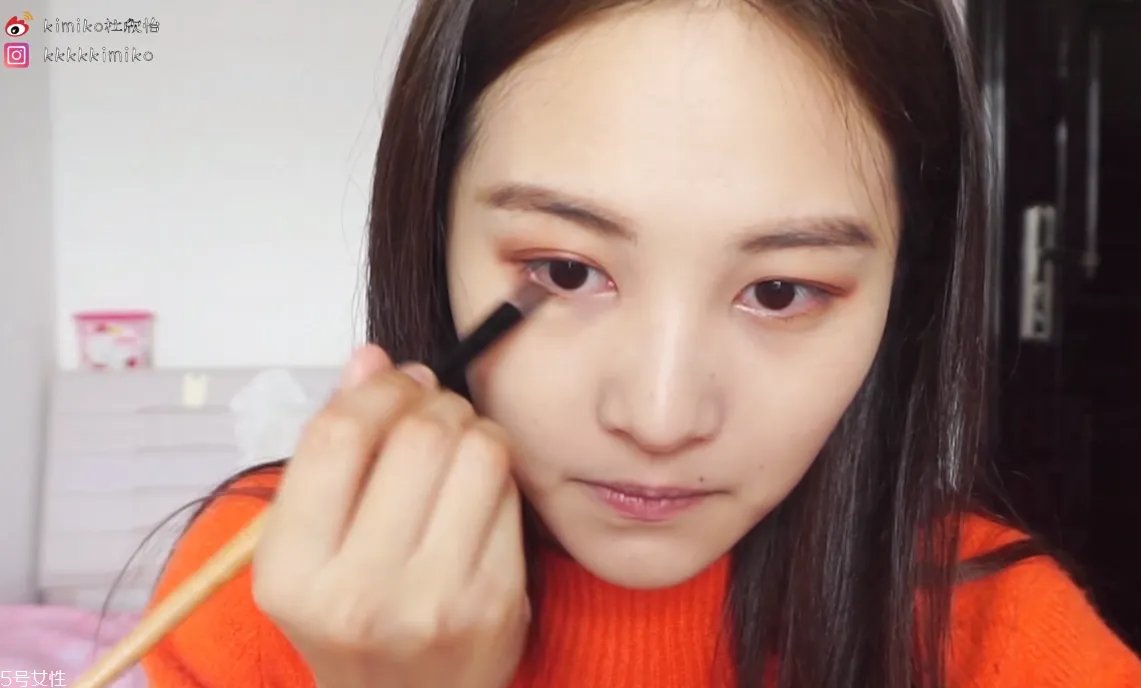 眼镜妆容怎么画图解教程