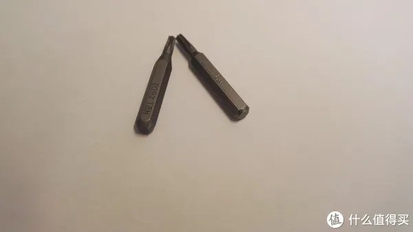我的那些电动工具们 篇三十五：好用才是硬道理—小评手里在用的四款精修螺丝刀套装