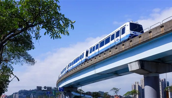 云轨是什么 云轨是什么车