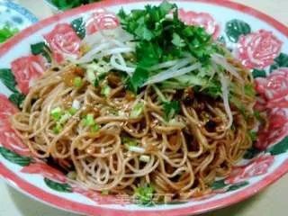 家常美食“干拌面”