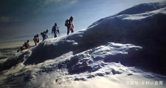 攀登者真实事件最后人活着吗