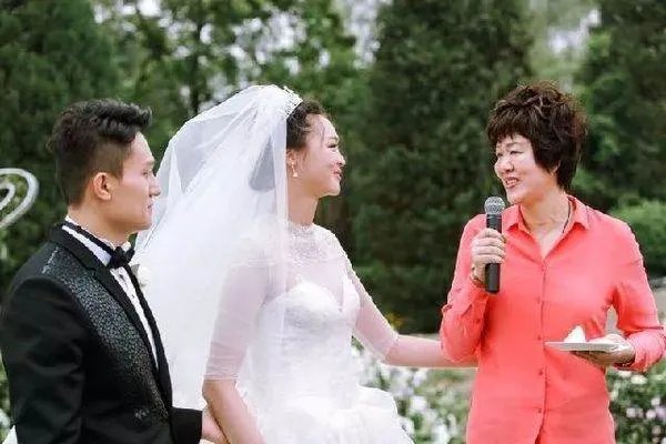 惠若琪婚礼伴娘有哪些