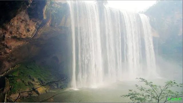 青龙大瀑布有什么景点?