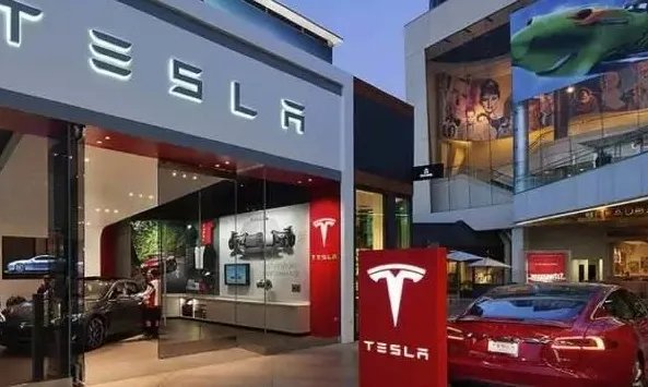 特斯拉关首批门店 逐步线上销